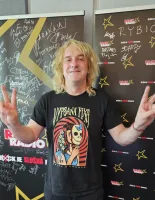 HVĚZDNÝ HOST ROCK RADIA: MÁRDI