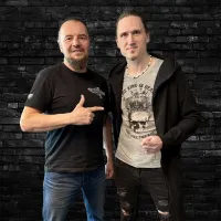 HVĚZDNÝ HOST ROCK RADIA: GATE CRASHER